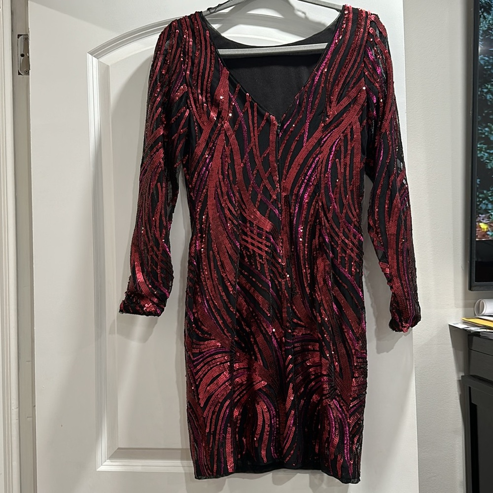Red, Fuchsia And Black Sequined Color Dress - image 2